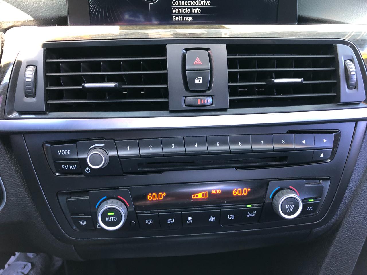 BMW 3-Series 320i Sedan 2015