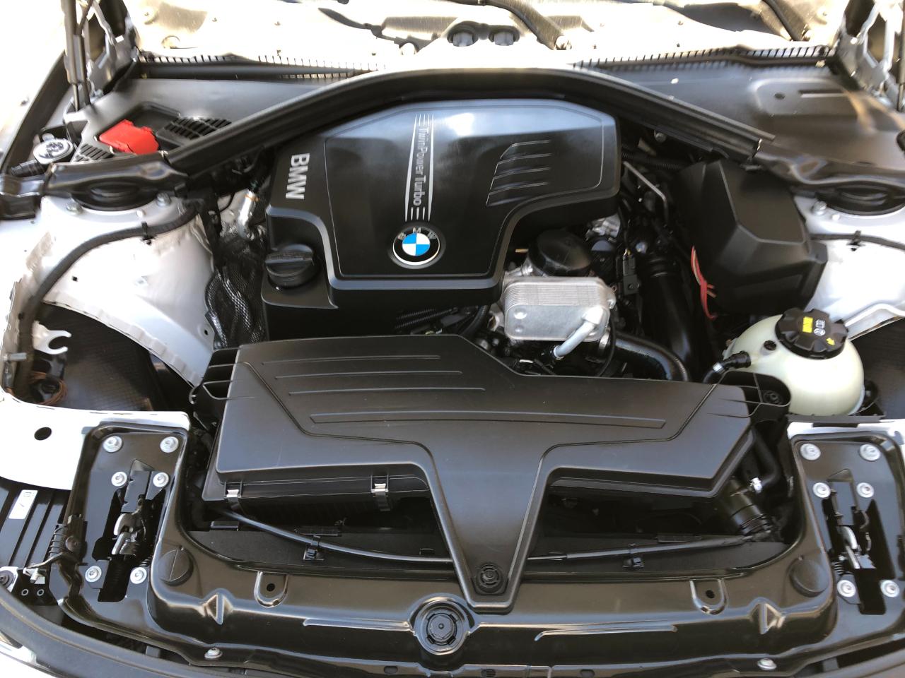 BMW 3-Series 320i Sedan 2015