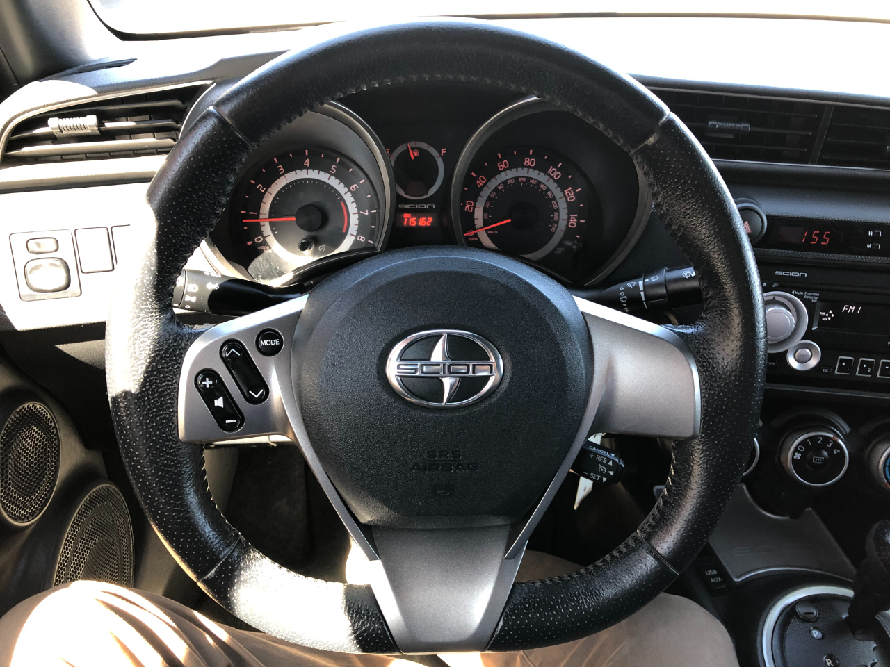 2011 Scion tC photo 13