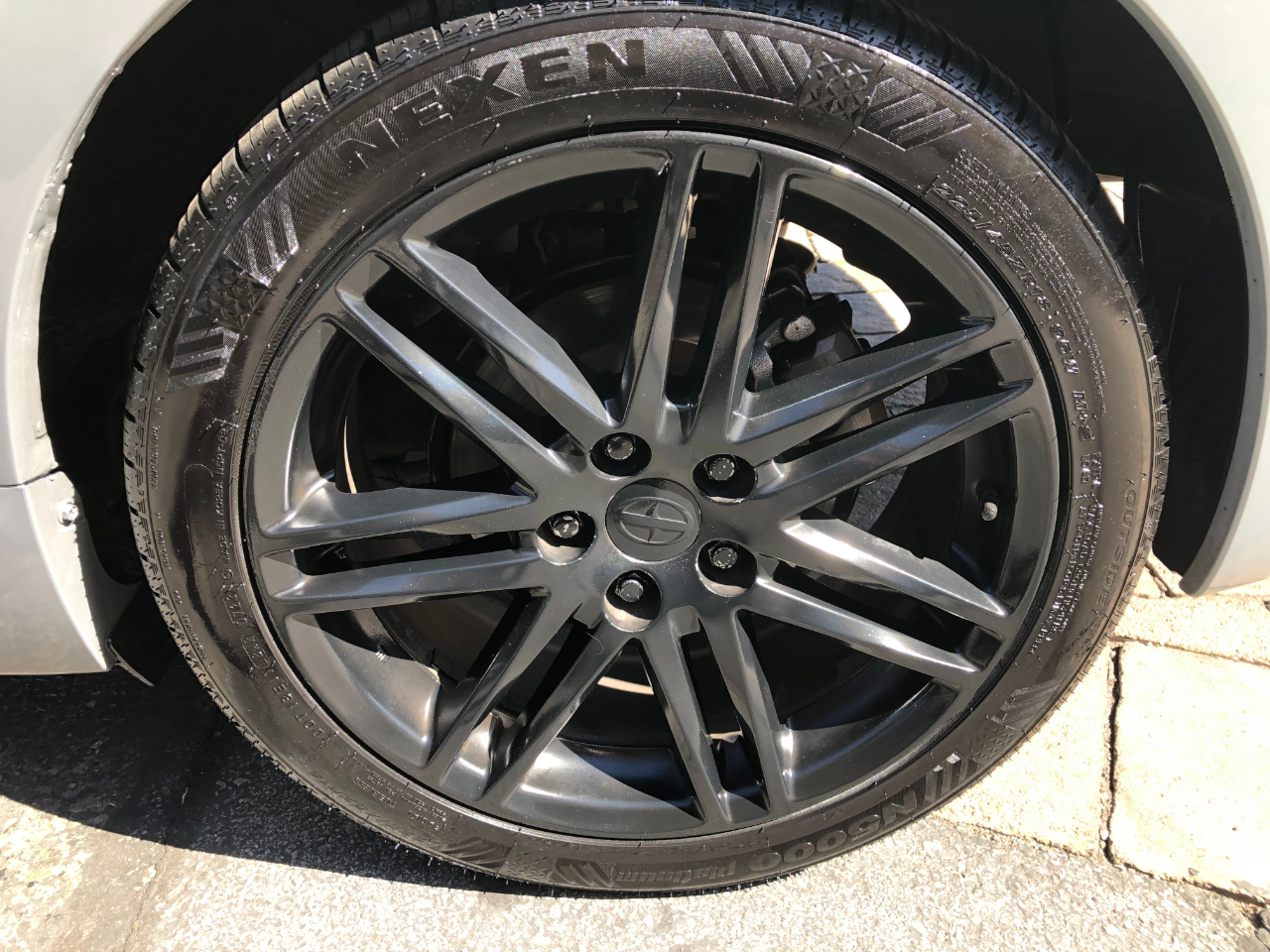 2011 Scion tC photo 19