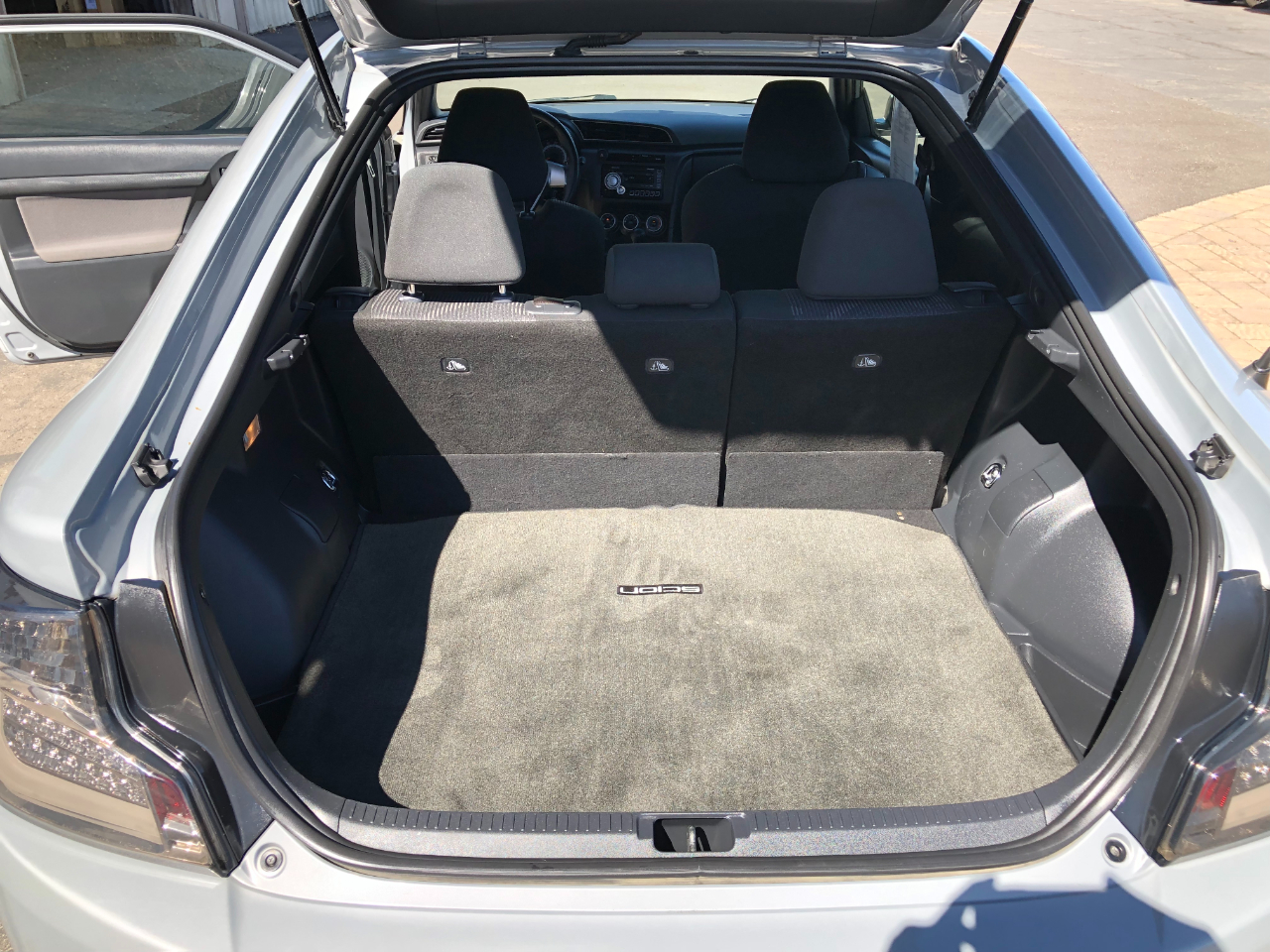 2011 Scion tC photo 20