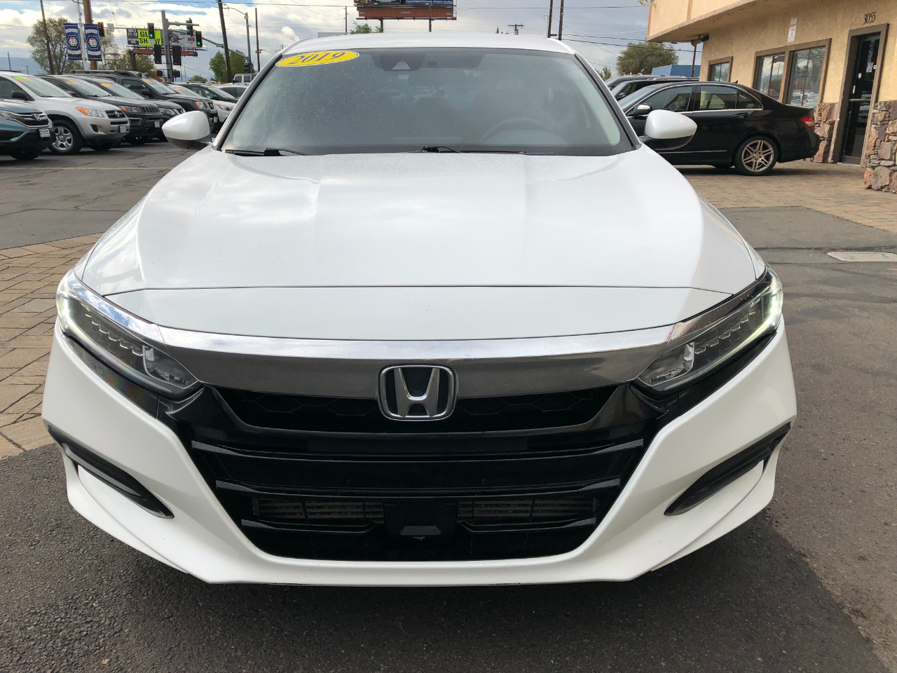 2019 Honda Accord LX photo 5