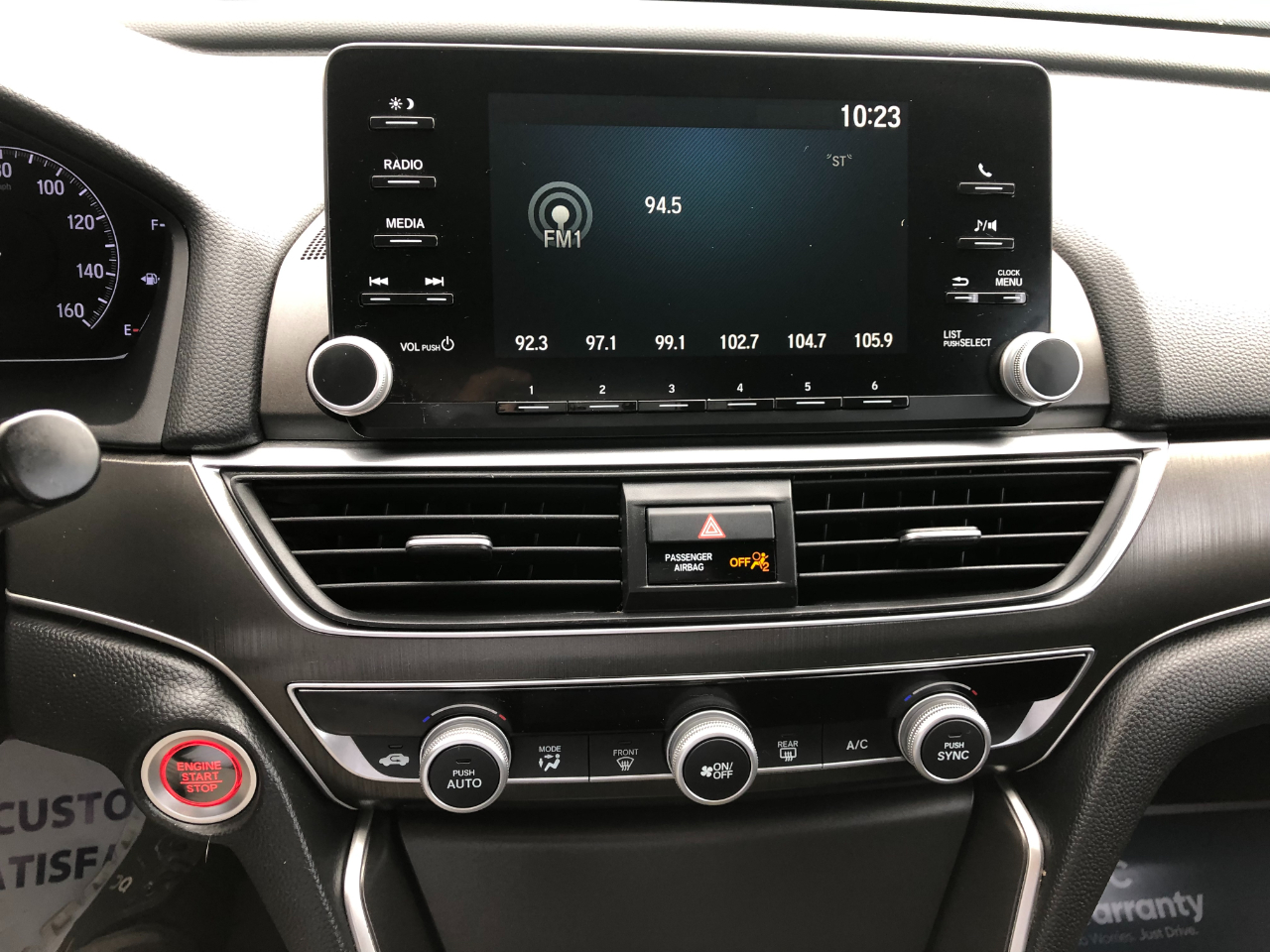 2019 Honda Accord LX photo 13