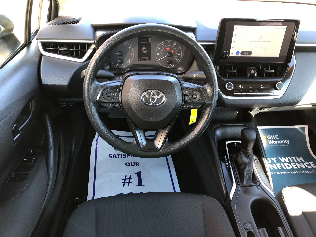 Toyota Corolla LE 2024