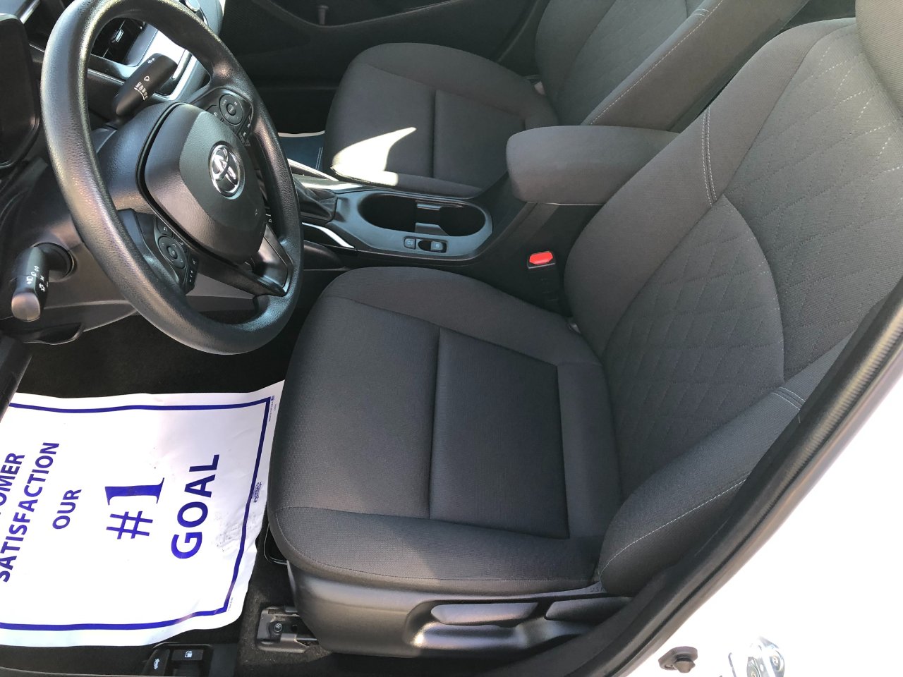 Toyota Corolla LE 2024