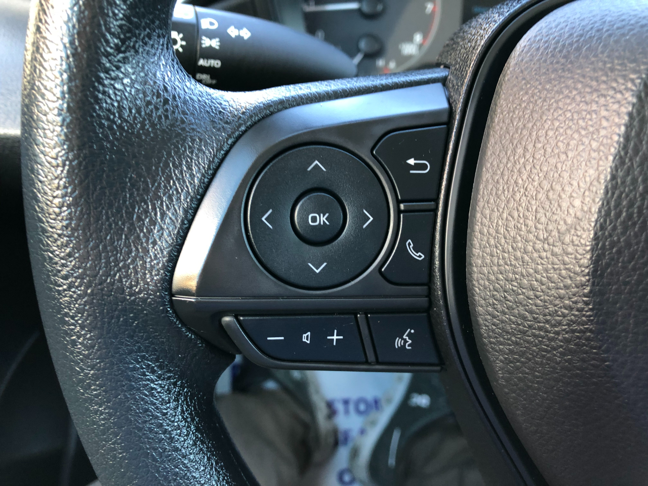 Toyota Corolla LE 2024