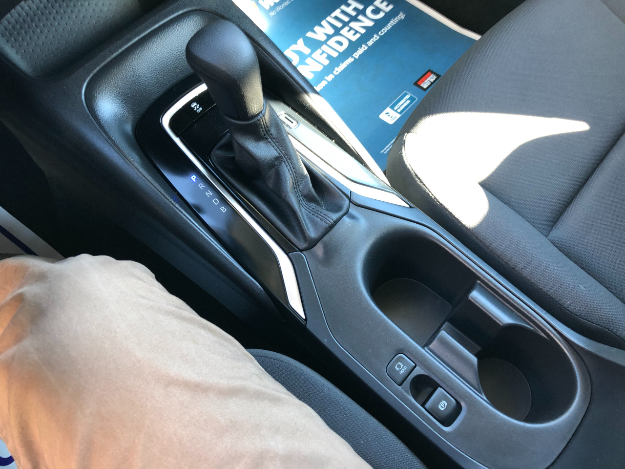 Toyota Corolla LE 2024