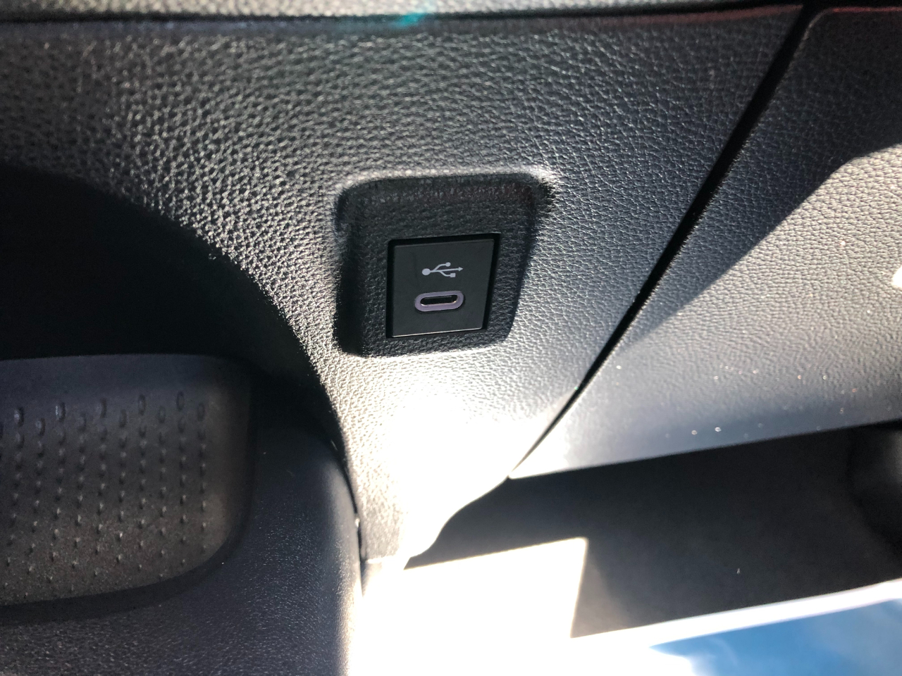 Toyota Corolla LE 2024