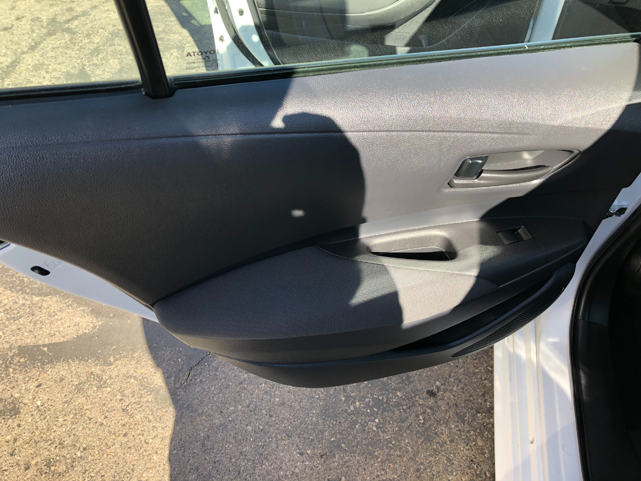 Toyota Corolla LE 2024