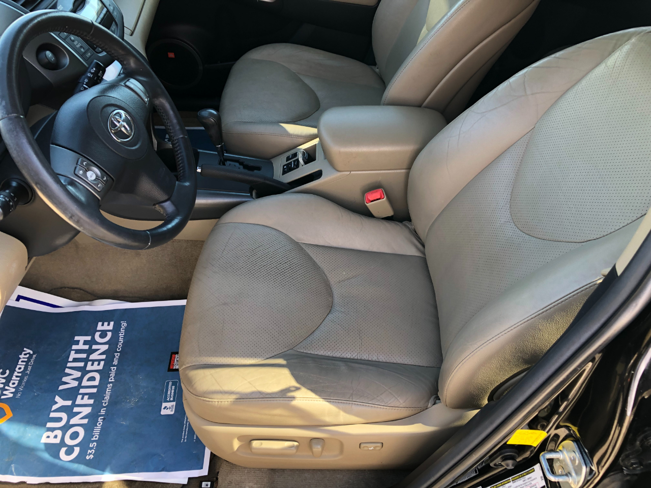 Toyota RAV4 Limited I4 4WD 2011