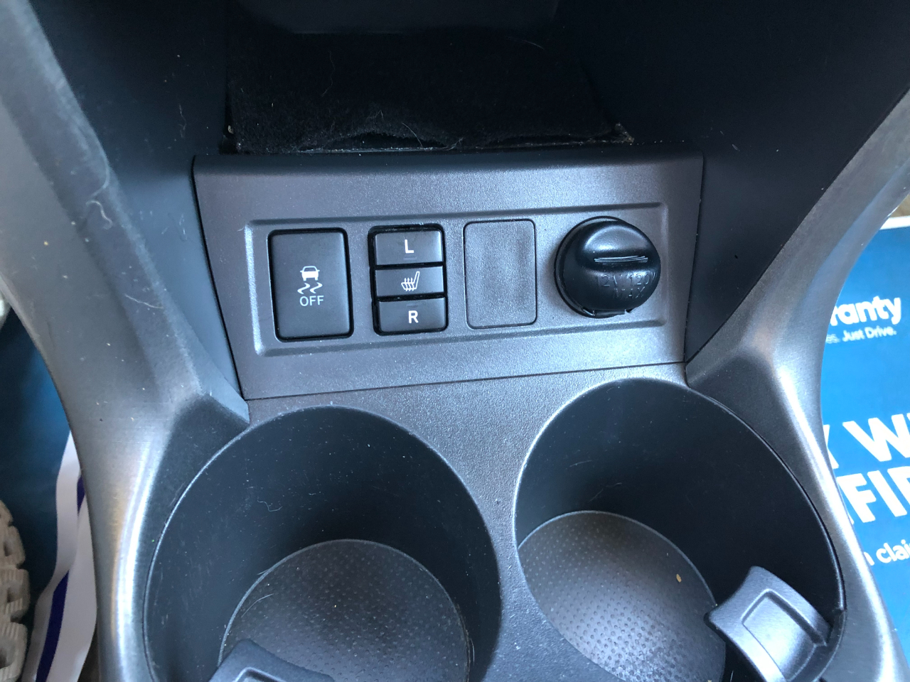 Toyota RAV4 Limited I4 4WD 2011