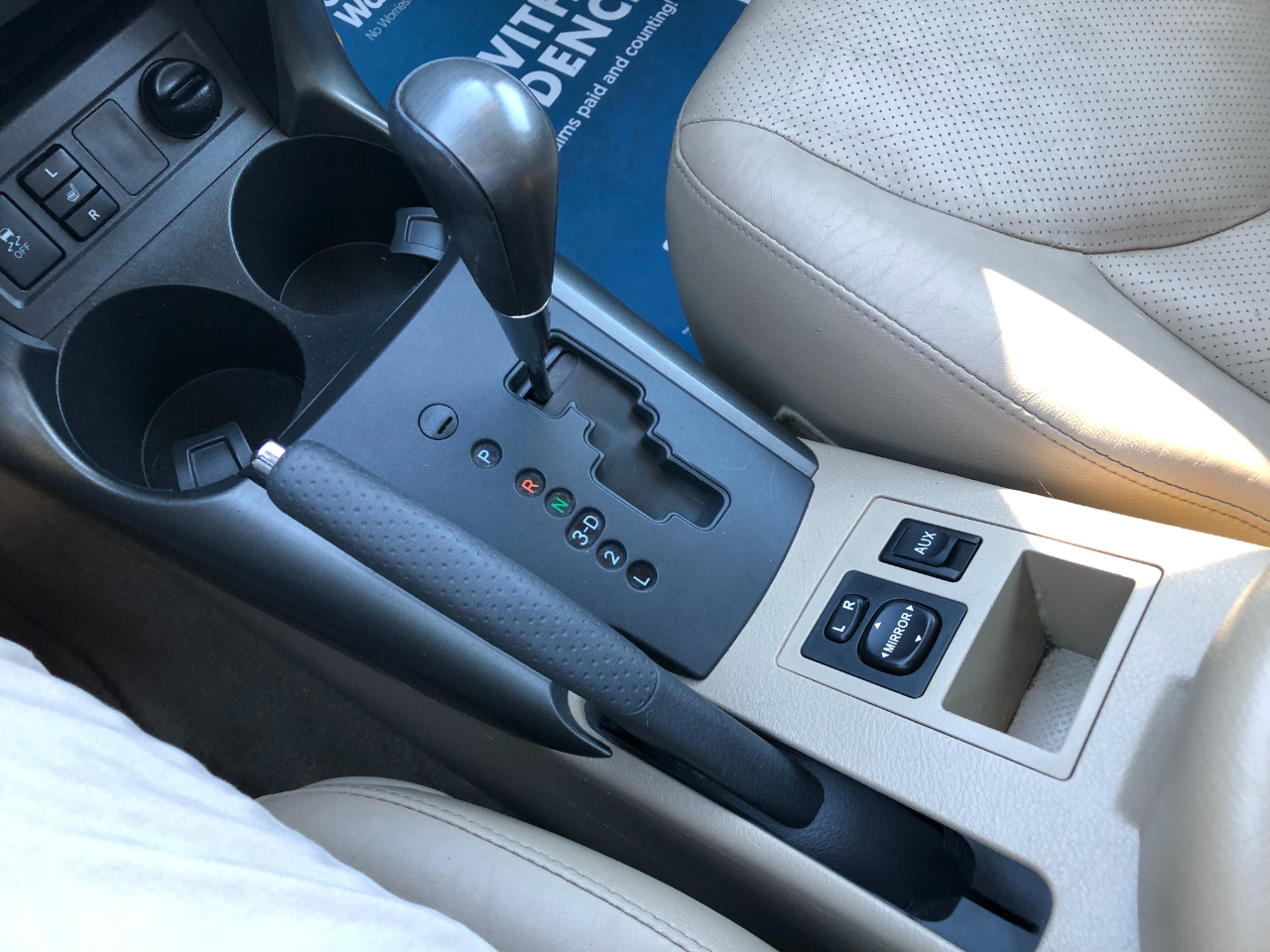 Toyota RAV4 Limited I4 4WD 2011