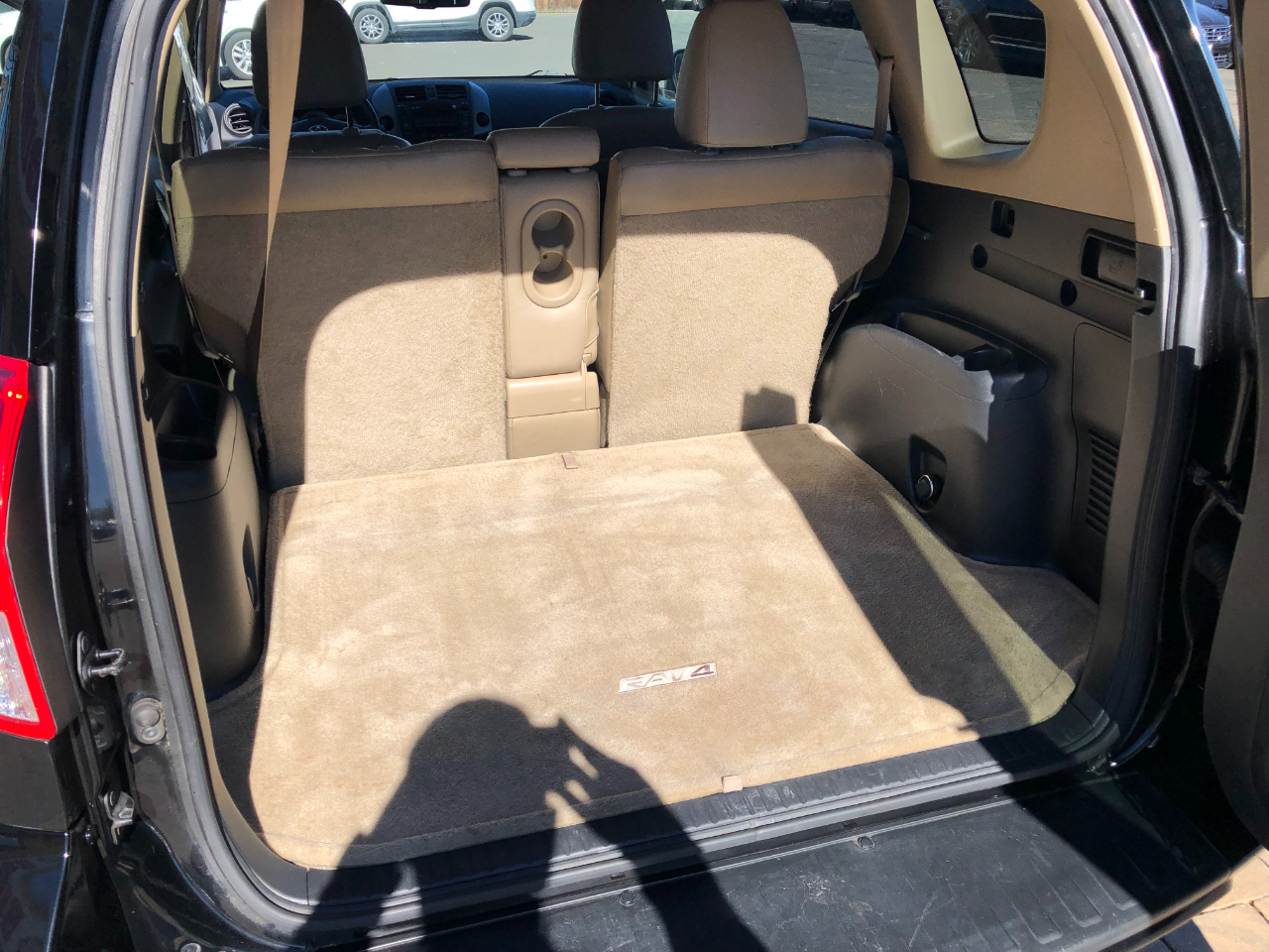 Toyota RAV4 Limited I4 4WD 2011