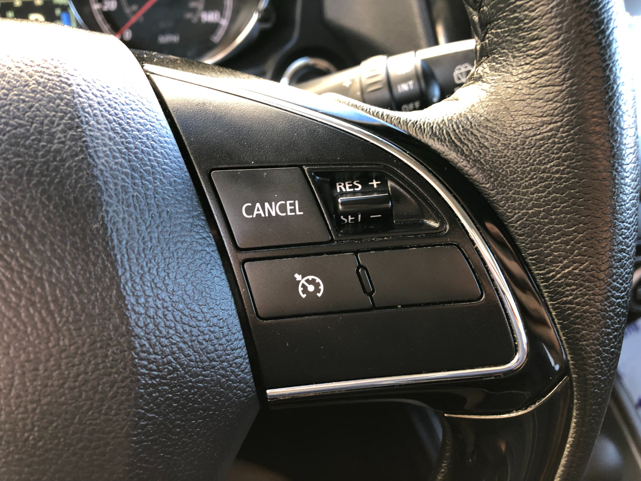 Mitsubishi Outlander Sport  2024