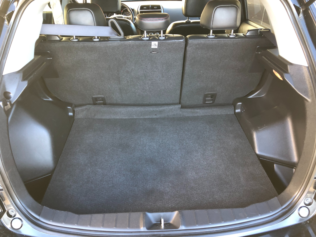 Mitsubishi Outlander Sport  2024