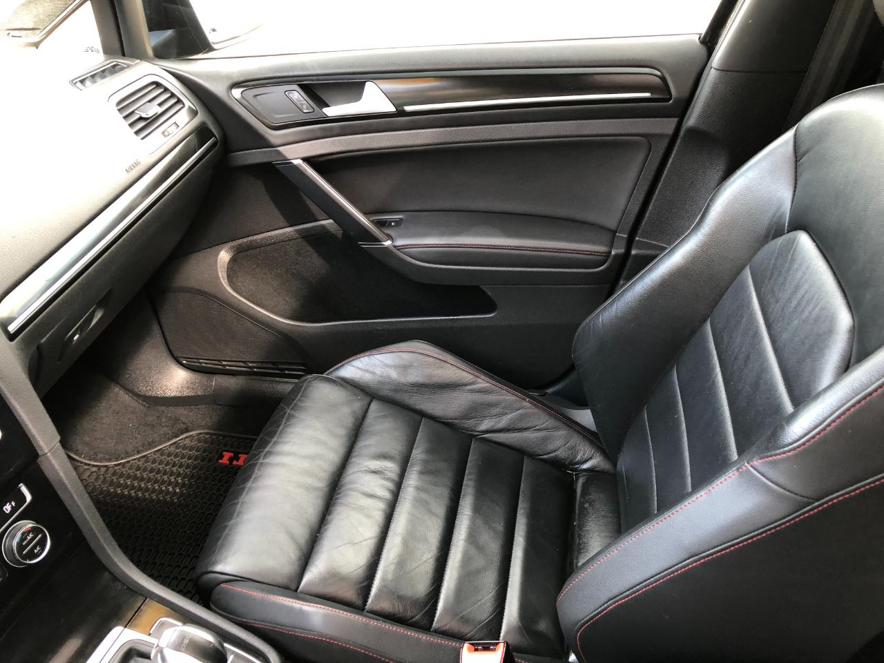 Volkswagen GTI Autobahn 6A 4-Door 2015