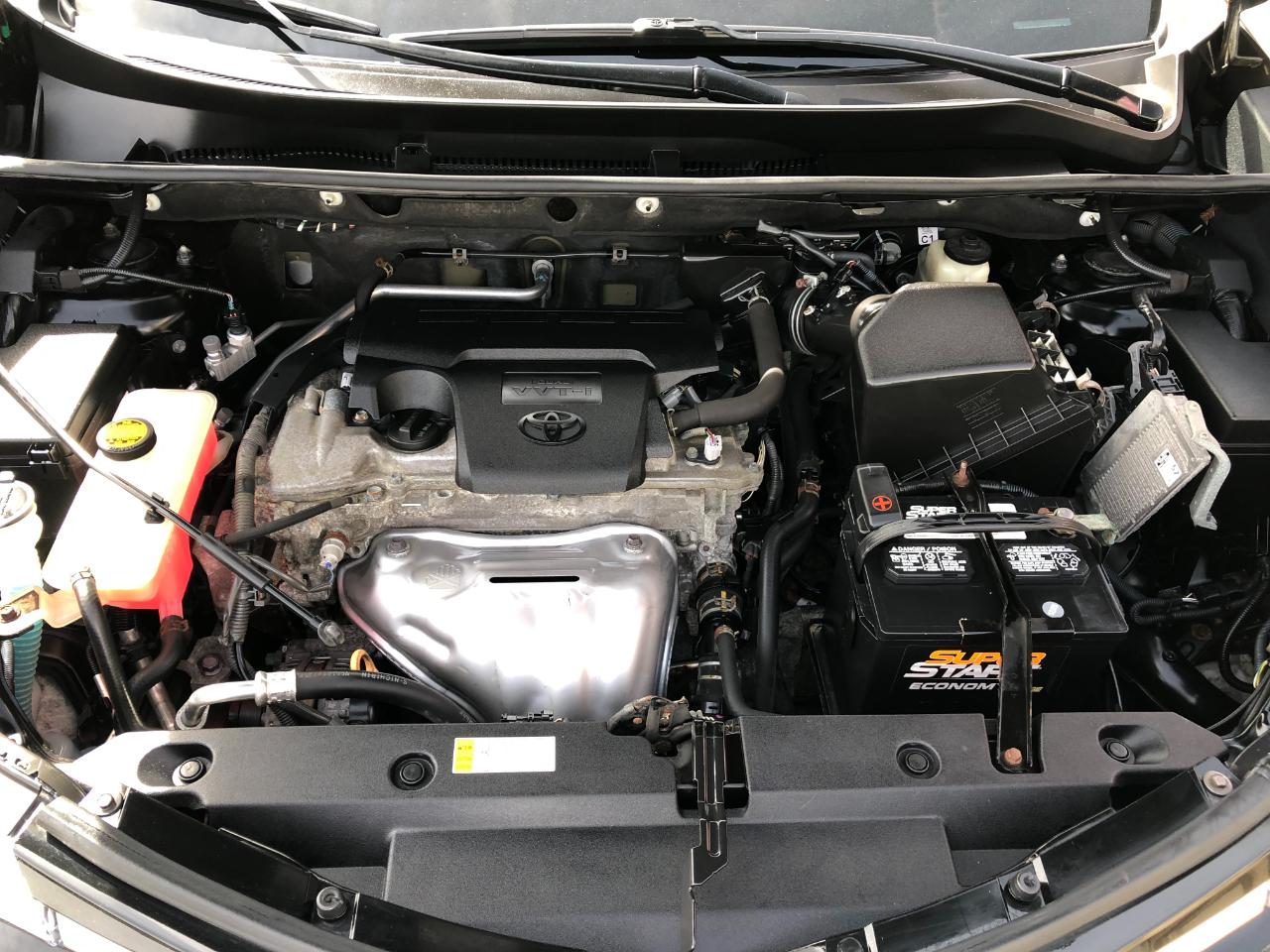 Toyota RAV4 LE AWD 2017