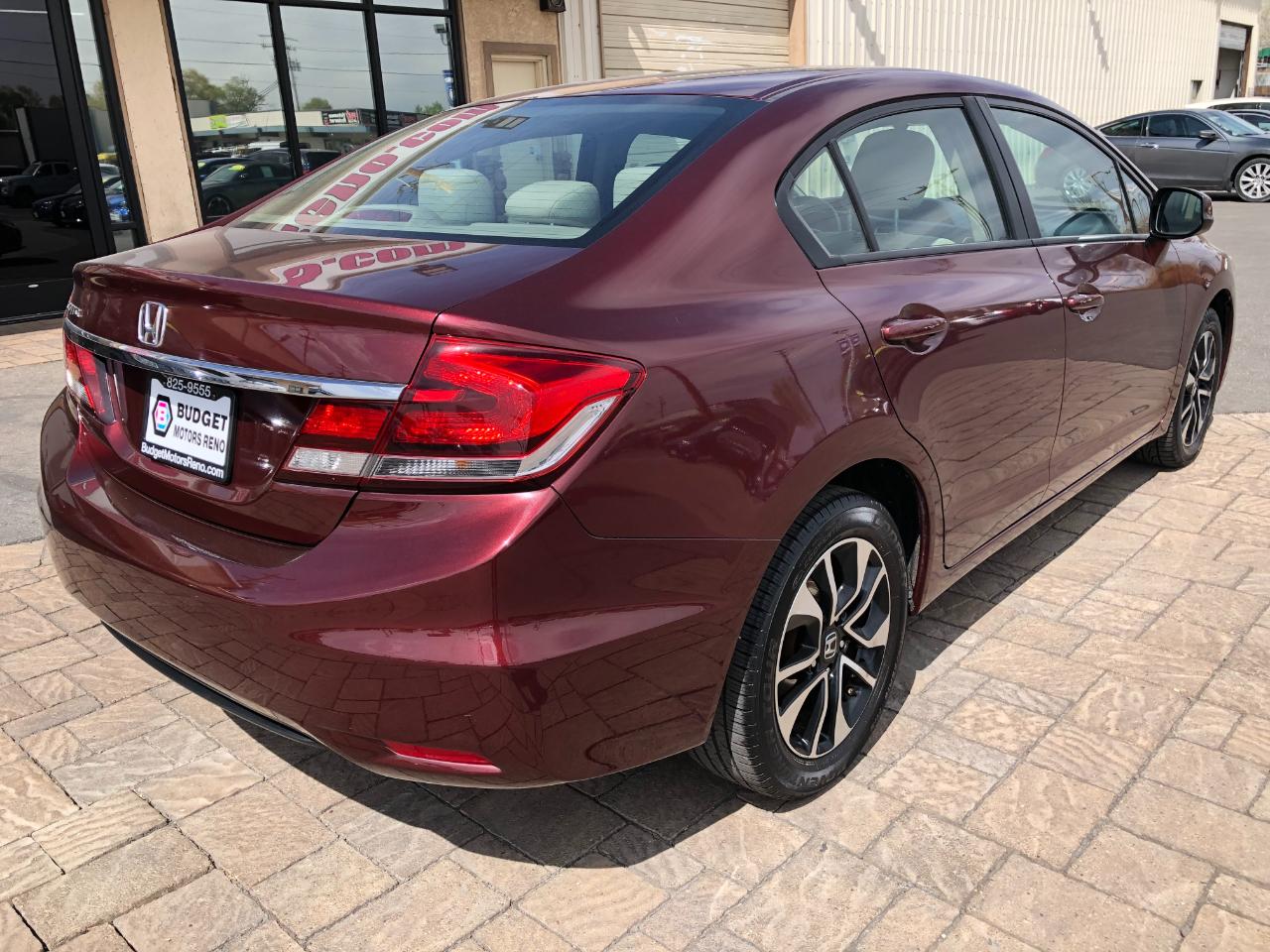 Honda Civic EX Sedan 5-Speed AT 2013