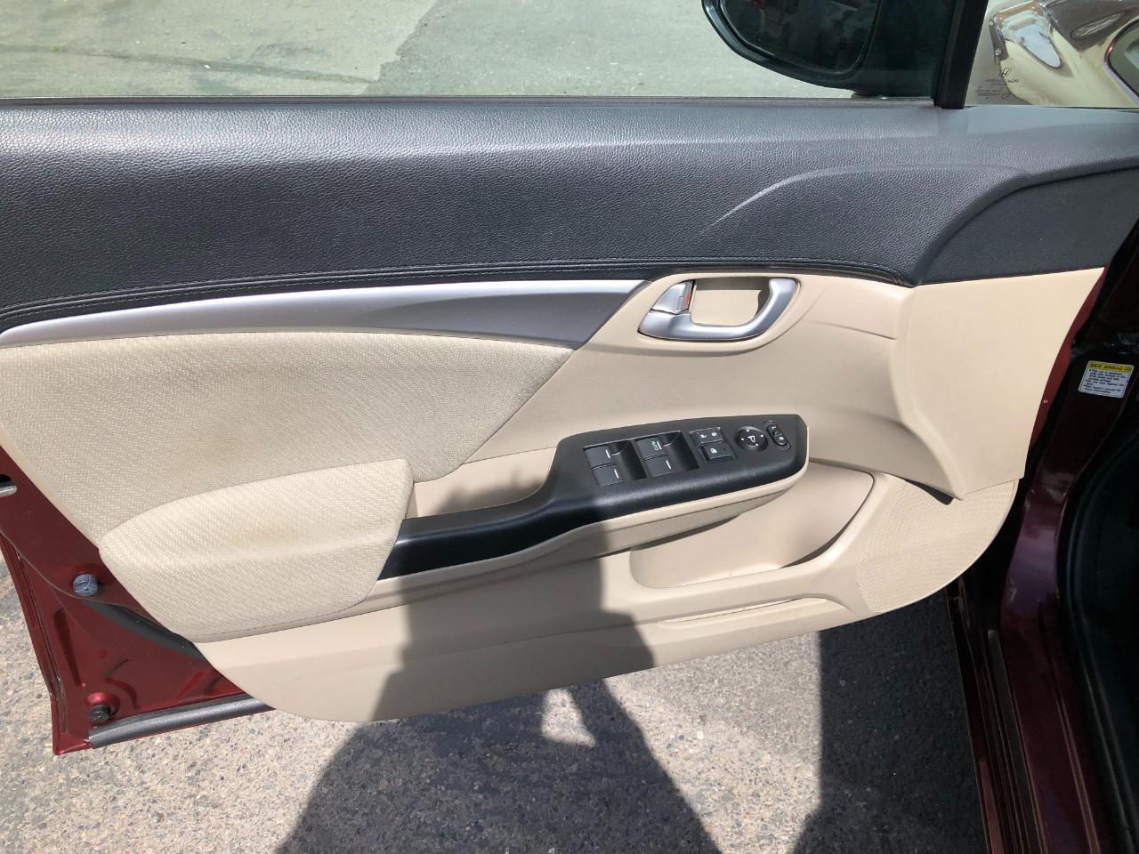 Honda Civic EX Sedan 5-Speed AT 2013