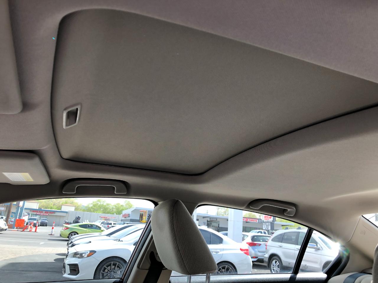 Honda Civic EX Sedan 5-Speed AT 2013