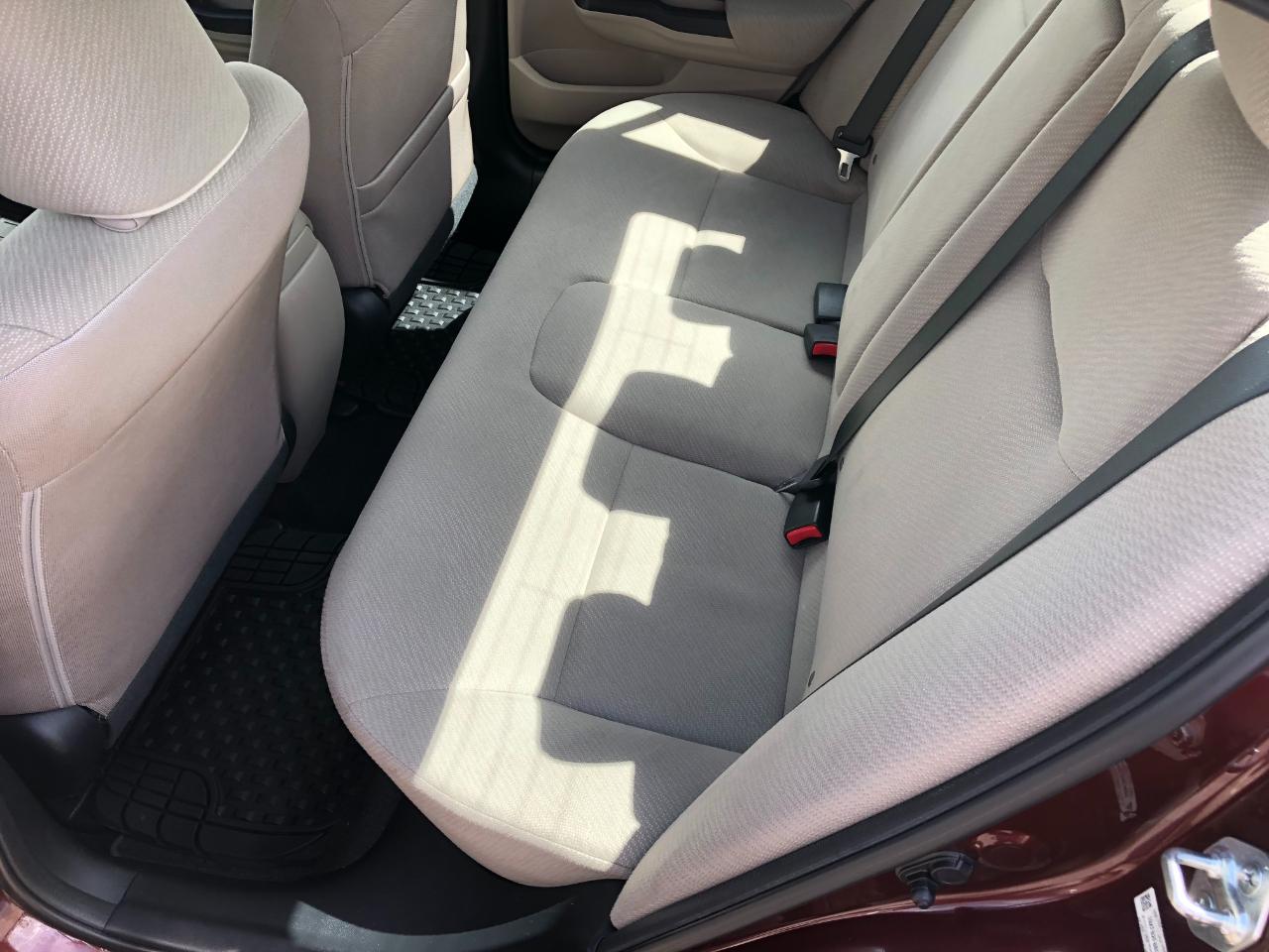 Honda Civic EX Sedan 5-Speed AT 2013