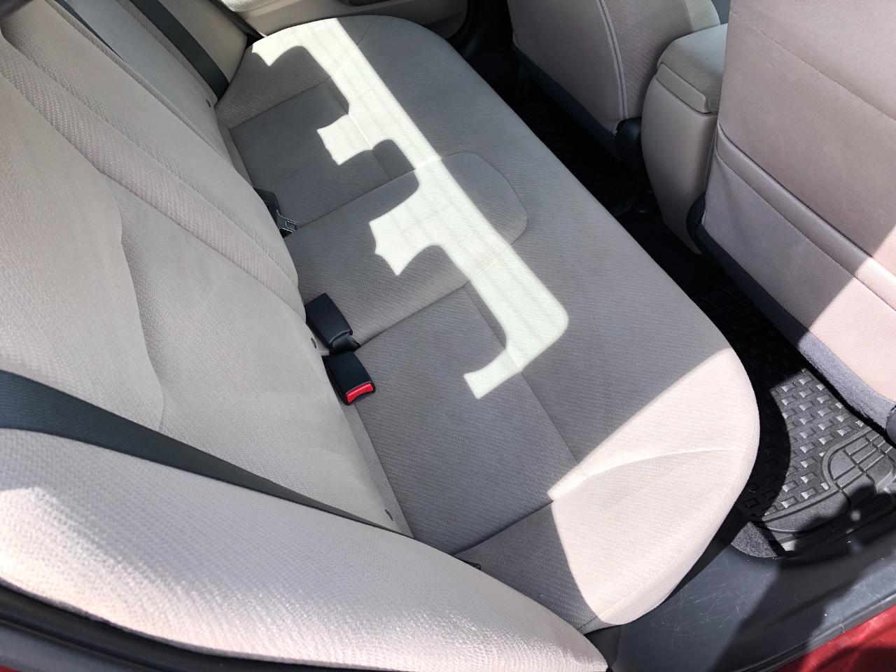 Honda Civic EX Sedan 5-Speed AT 2013