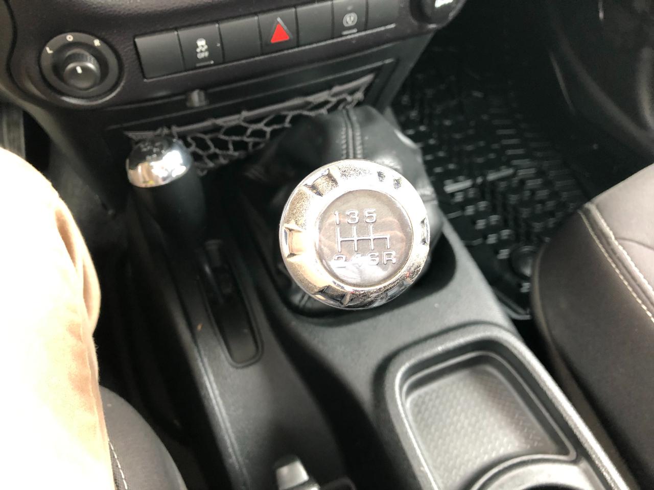 Jeep Wrangler Unlimited Rubicon 4WD 2015