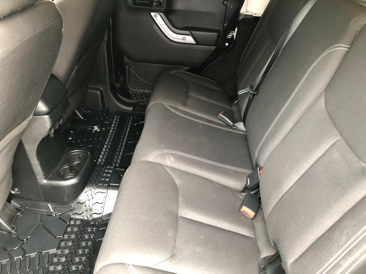 Jeep Wrangler Unlimited Rubicon 4WD 2015