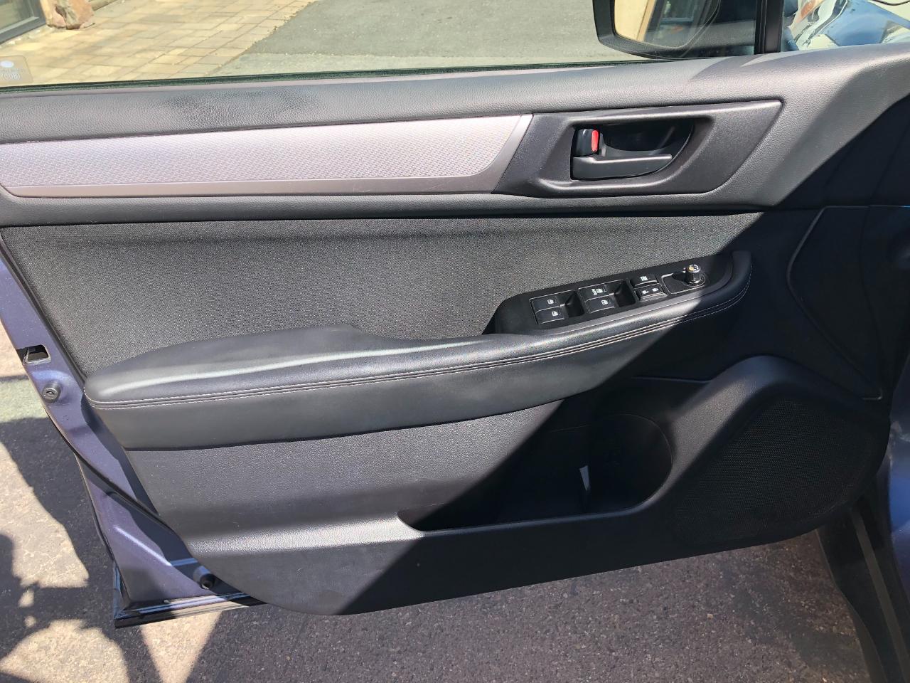 Subaru Outback 2.5i 2016