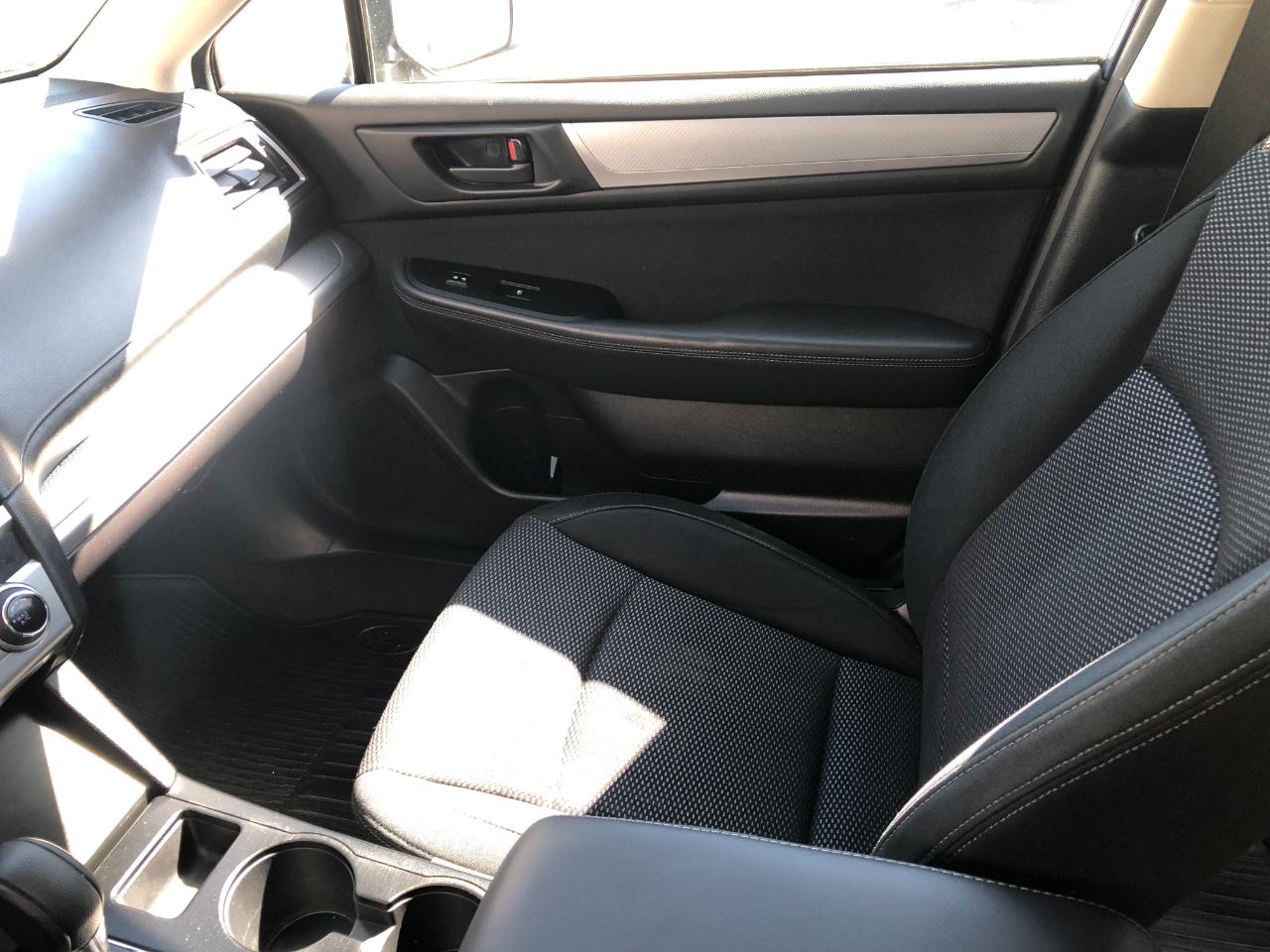 Subaru Outback 2.5i 2016