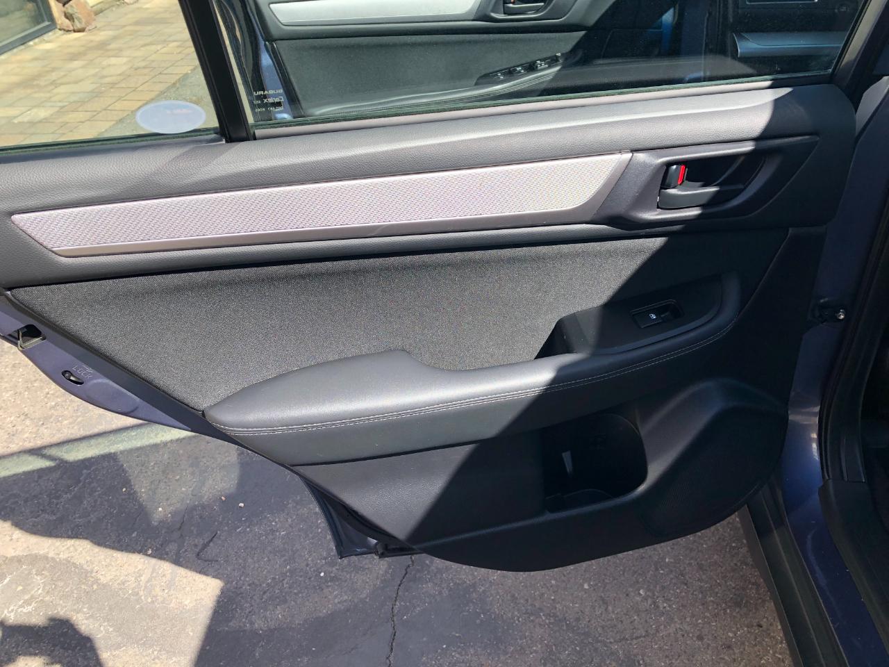 Subaru Outback 2.5i 2016