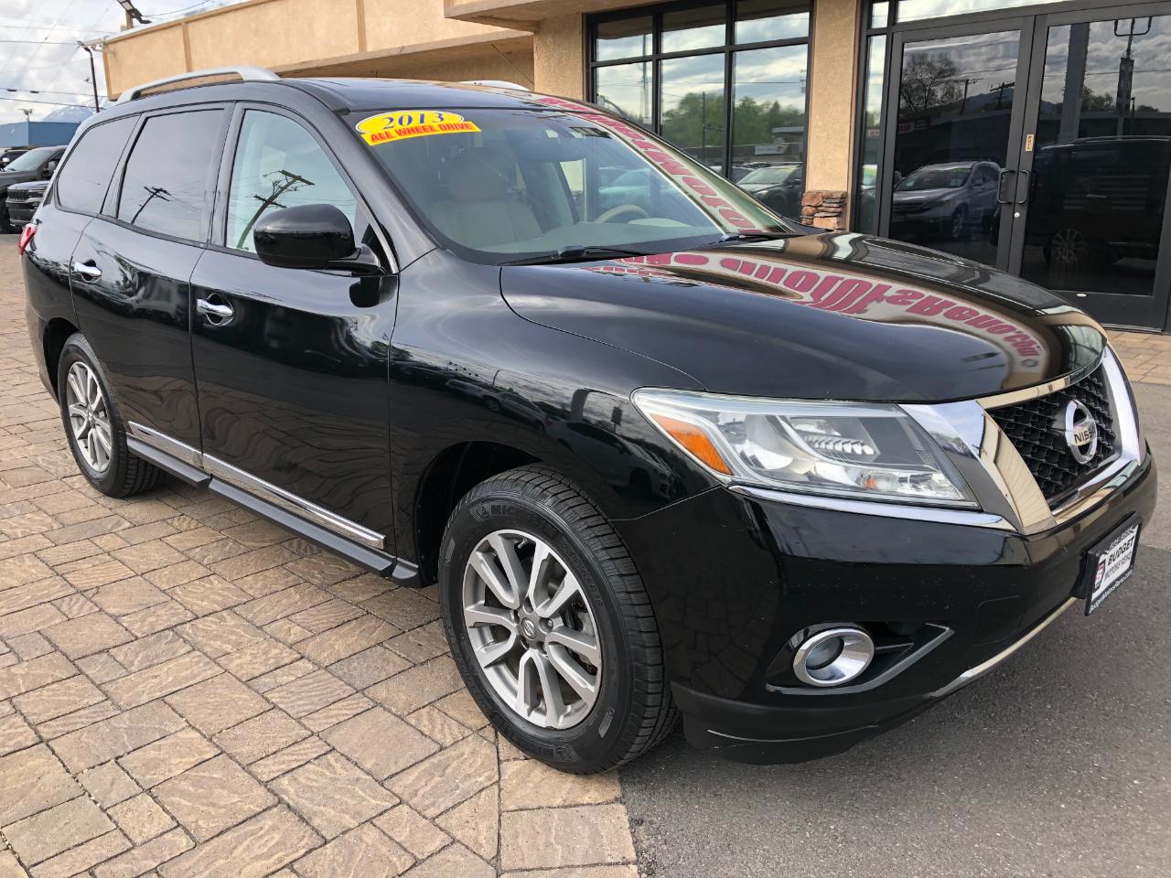 Nissan Pathfinder SL 4WD 2013