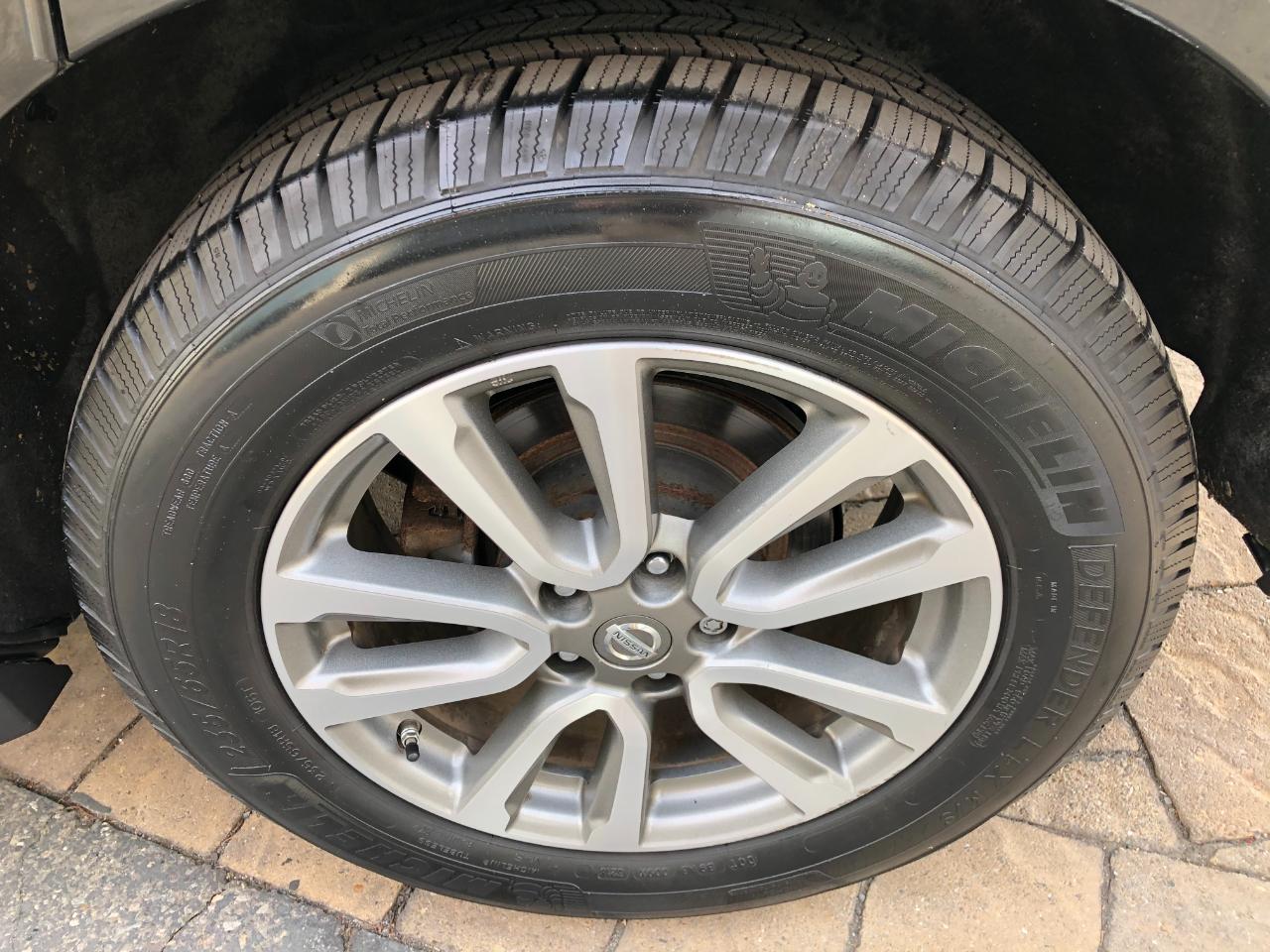 Nissan Pathfinder SL 4WD 2013