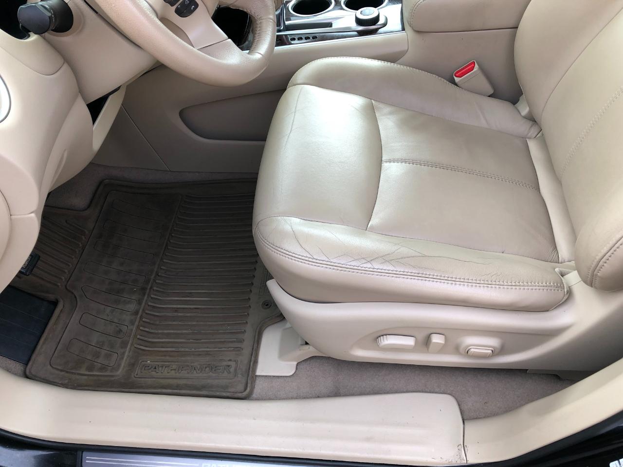 Nissan Pathfinder SL 4WD 2013