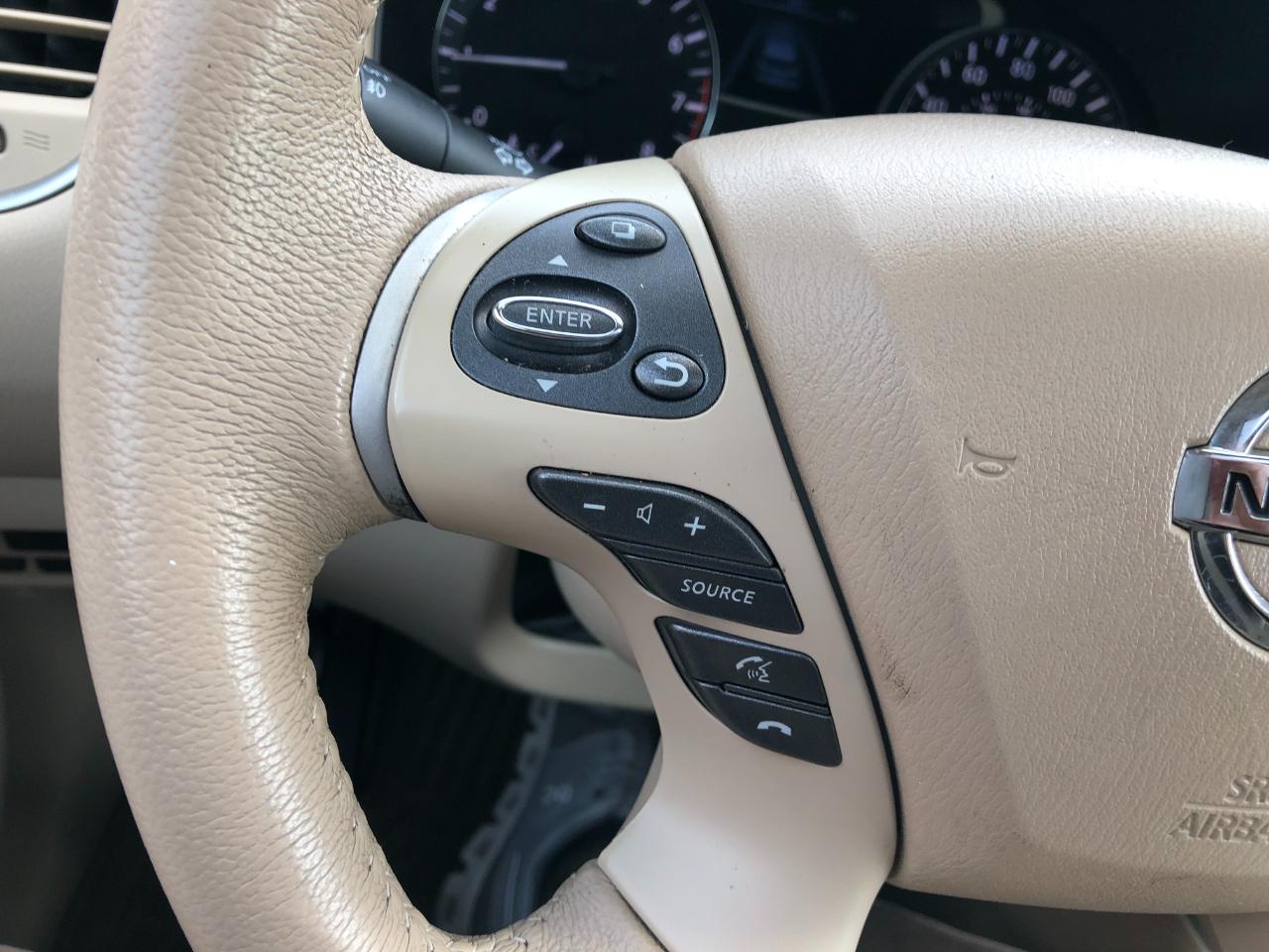 Nissan Pathfinder SL 4WD 2013