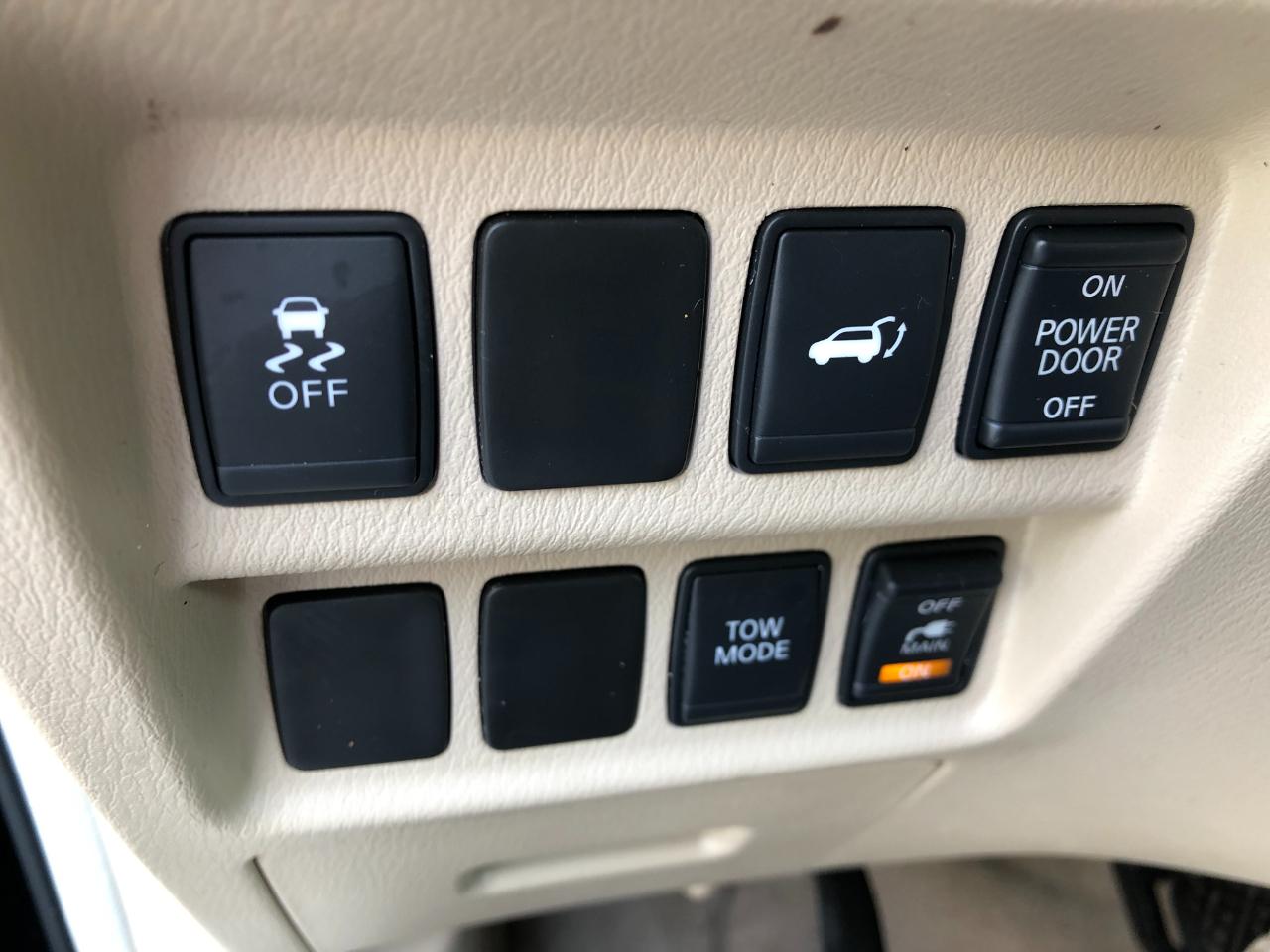 Nissan Pathfinder SL 4WD 2013