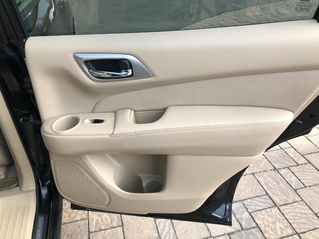 Nissan Pathfinder SL 4WD 2013