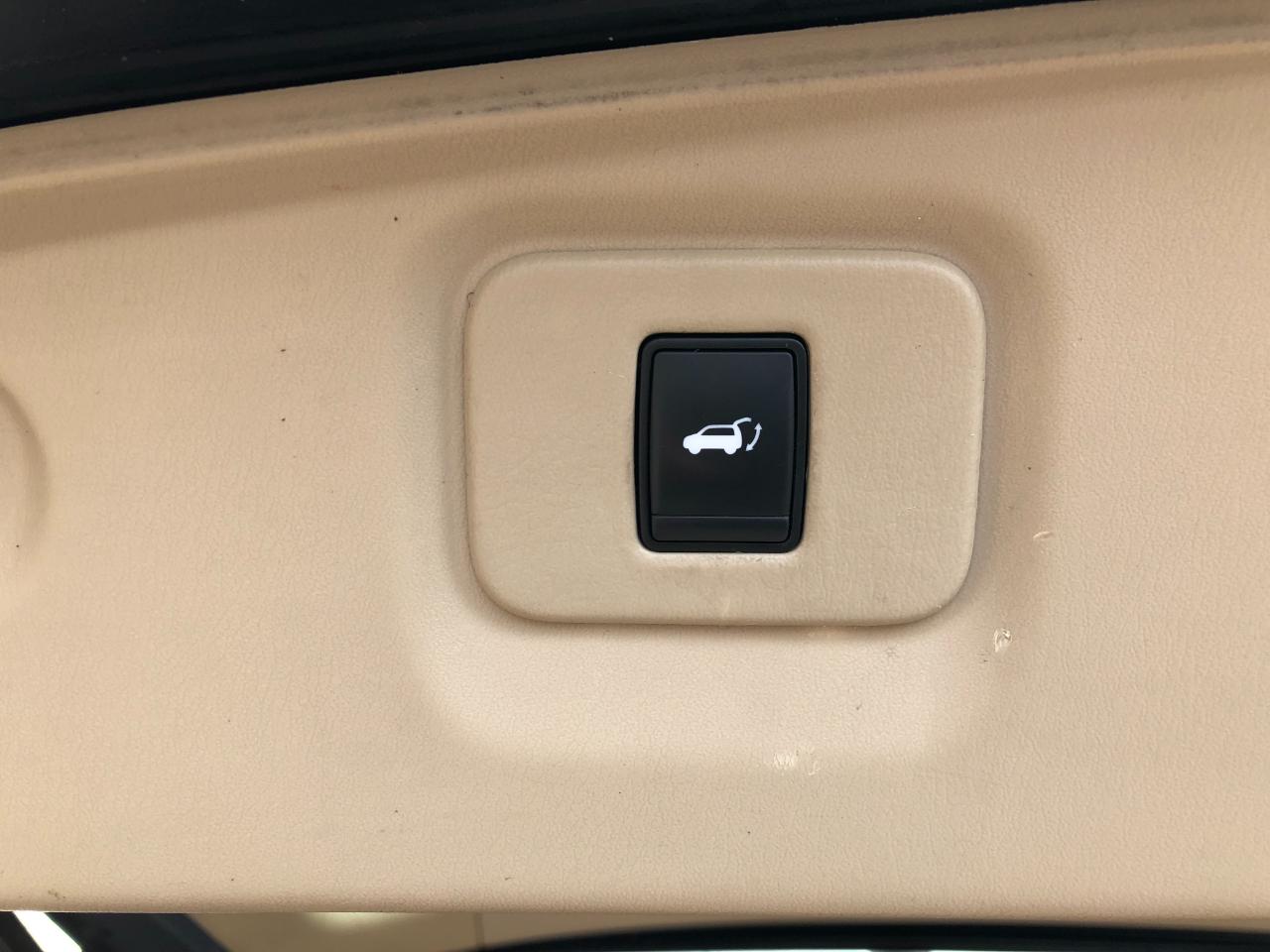 Nissan Pathfinder SL 4WD 2013