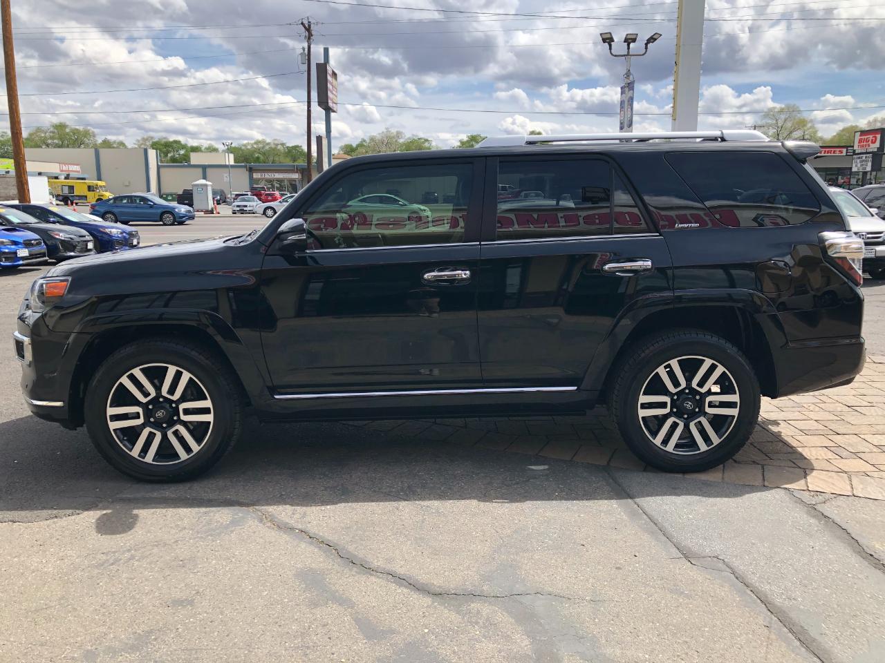 Toyota 4Runner Limited 4WD V6 2019