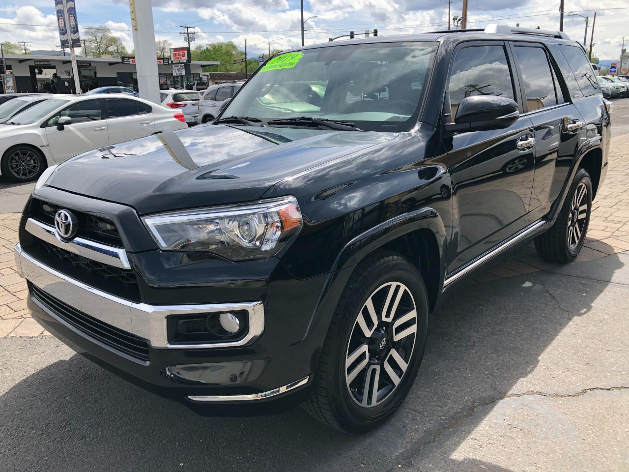 Toyota 4Runner Limited 4WD V6 2019