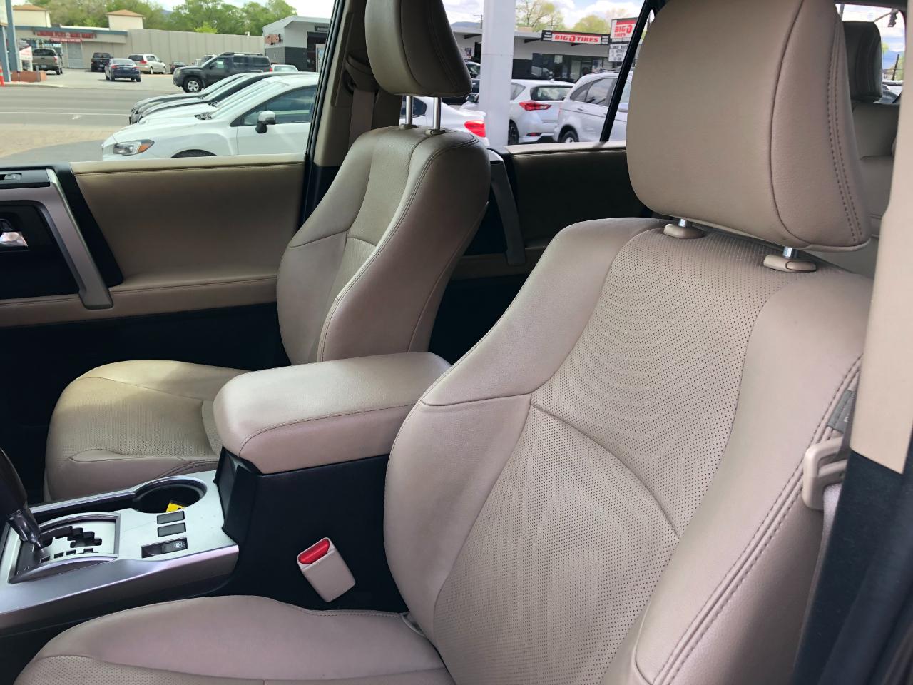 Toyota 4Runner Limited 4WD V6 2019