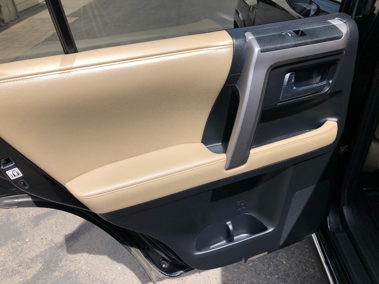 Toyota 4Runner Limited 4WD V6 2019