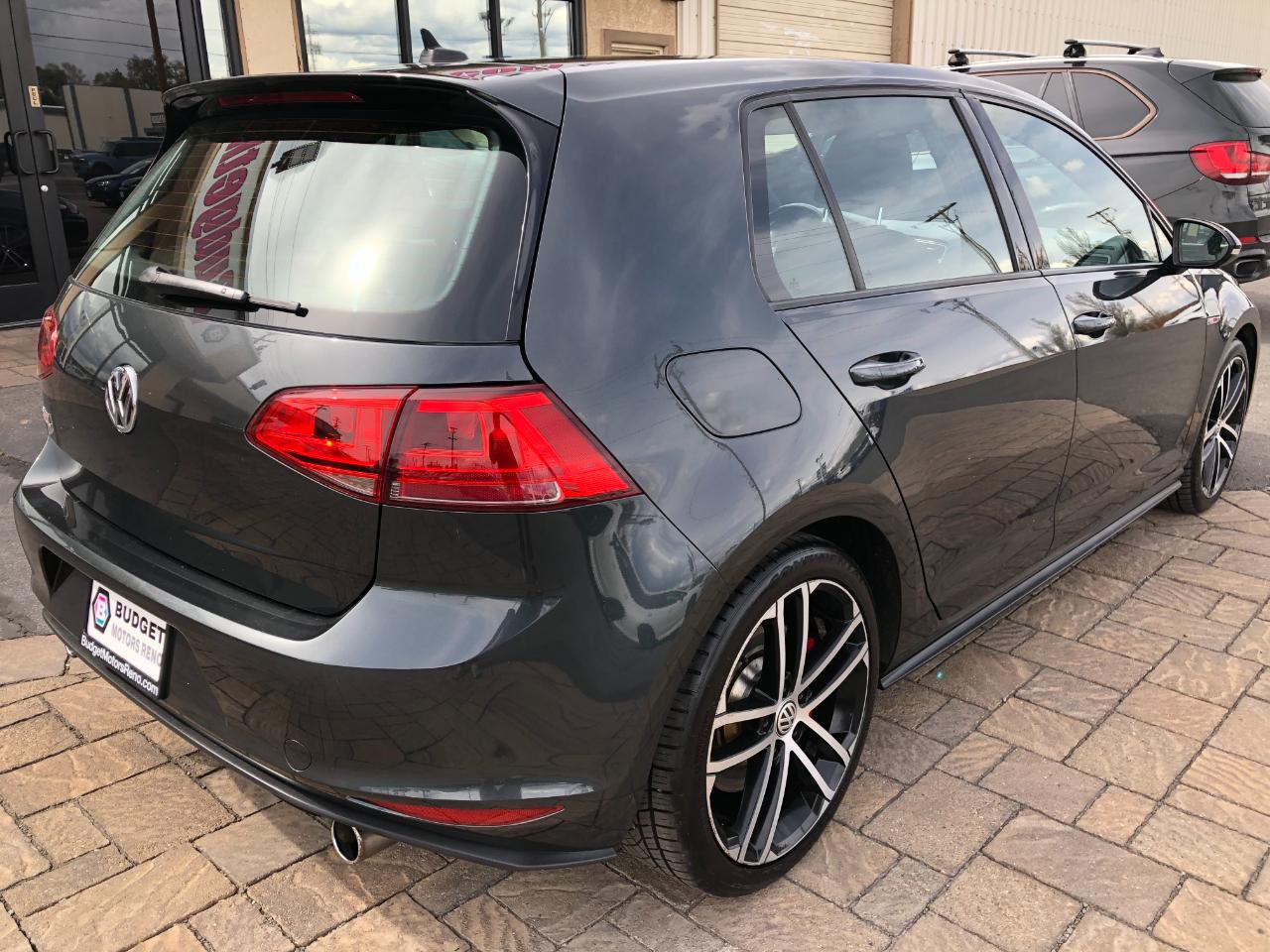 Volkswagen Golf GTI S 6A 4-Door 2017