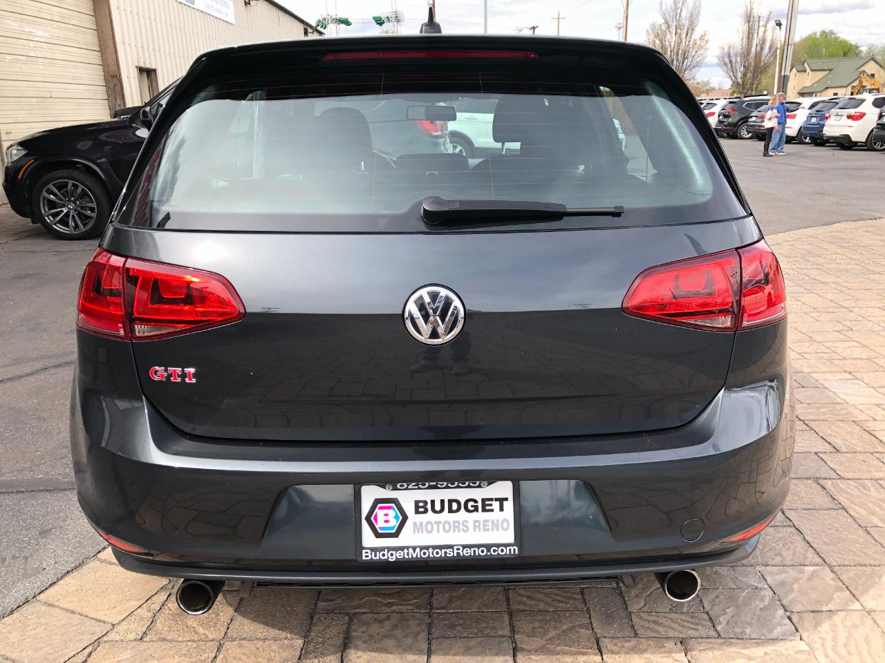 Volkswagen Golf GTI S 6A 4-Door 2017