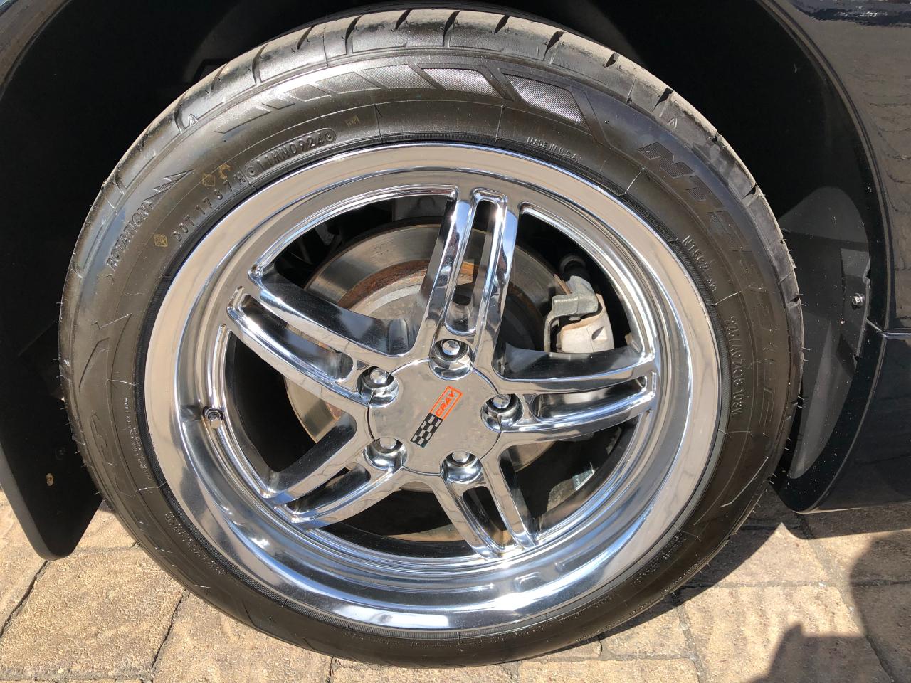 Chevrolet Corvette Convertible 2004