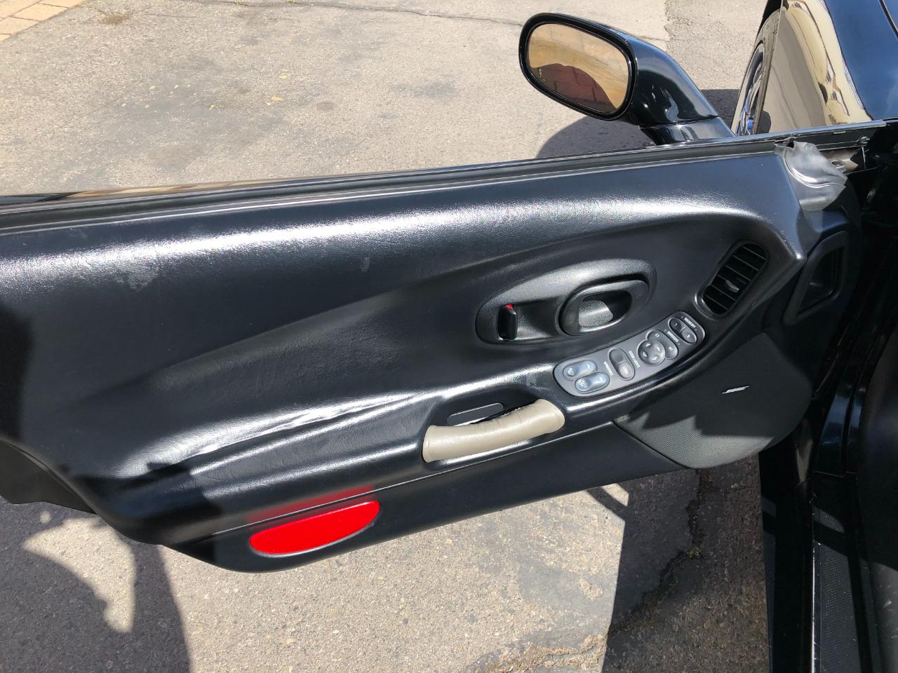 Chevrolet Corvette Convertible 2004