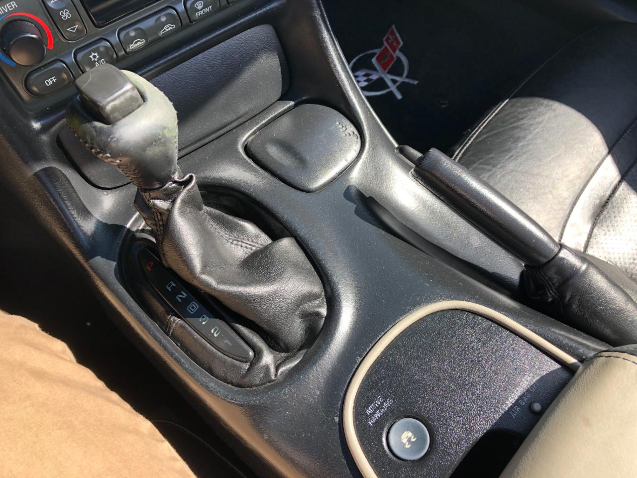 Chevrolet Corvette Convertible 2004