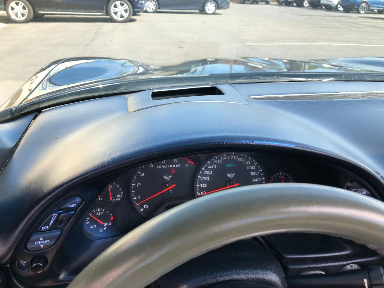 Chevrolet Corvette Convertible 2004