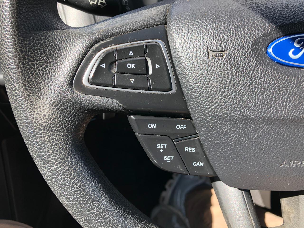 Ford Focus SE Hatch 2016