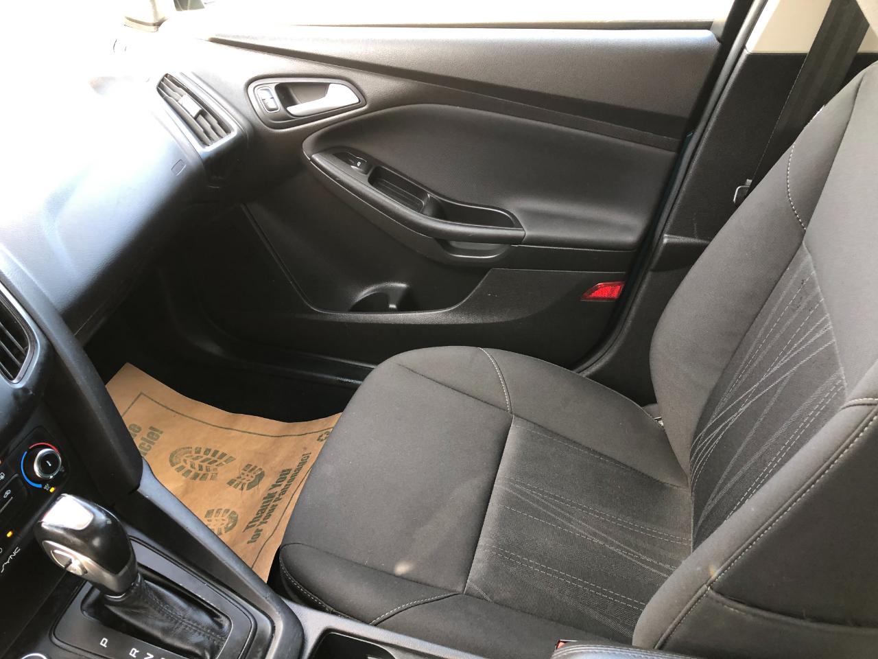 Ford Focus SE Hatch 2016